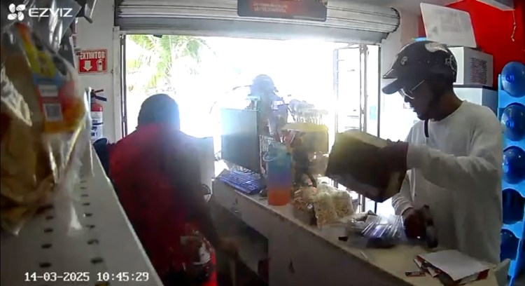 ASALTO A PUNTA DE&nbsp;PISTOLA.