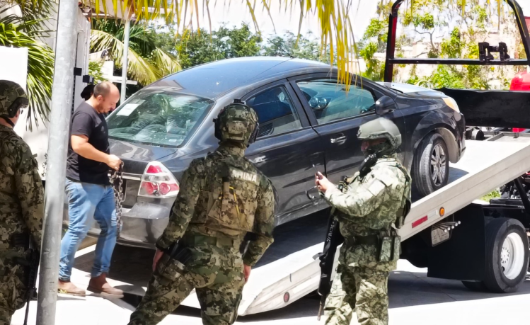 ARMAS LARGAS Y COCHE INCAUTADOS EN&nbsp;CATEO
